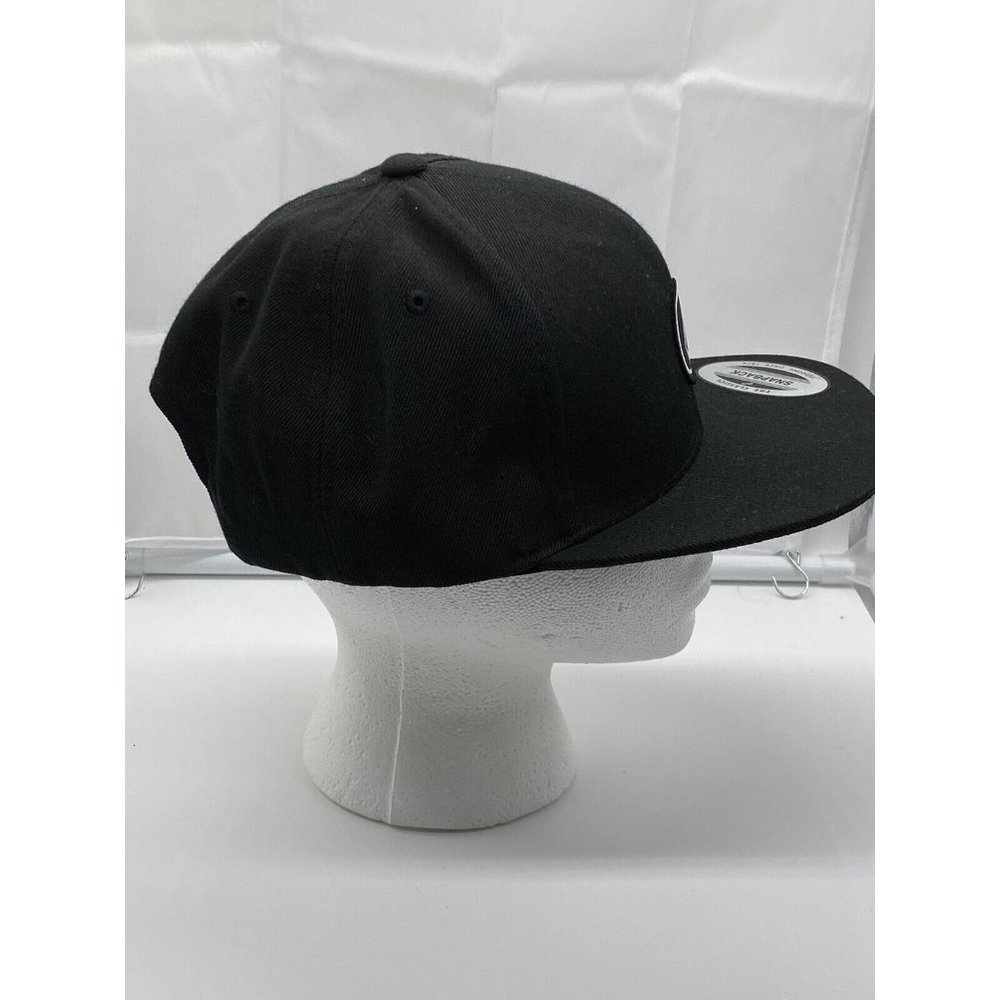 Volcom Black Flat Bill Adjustable Baseball Cap Hat Snap-back OSFM - Picture 2 of 7